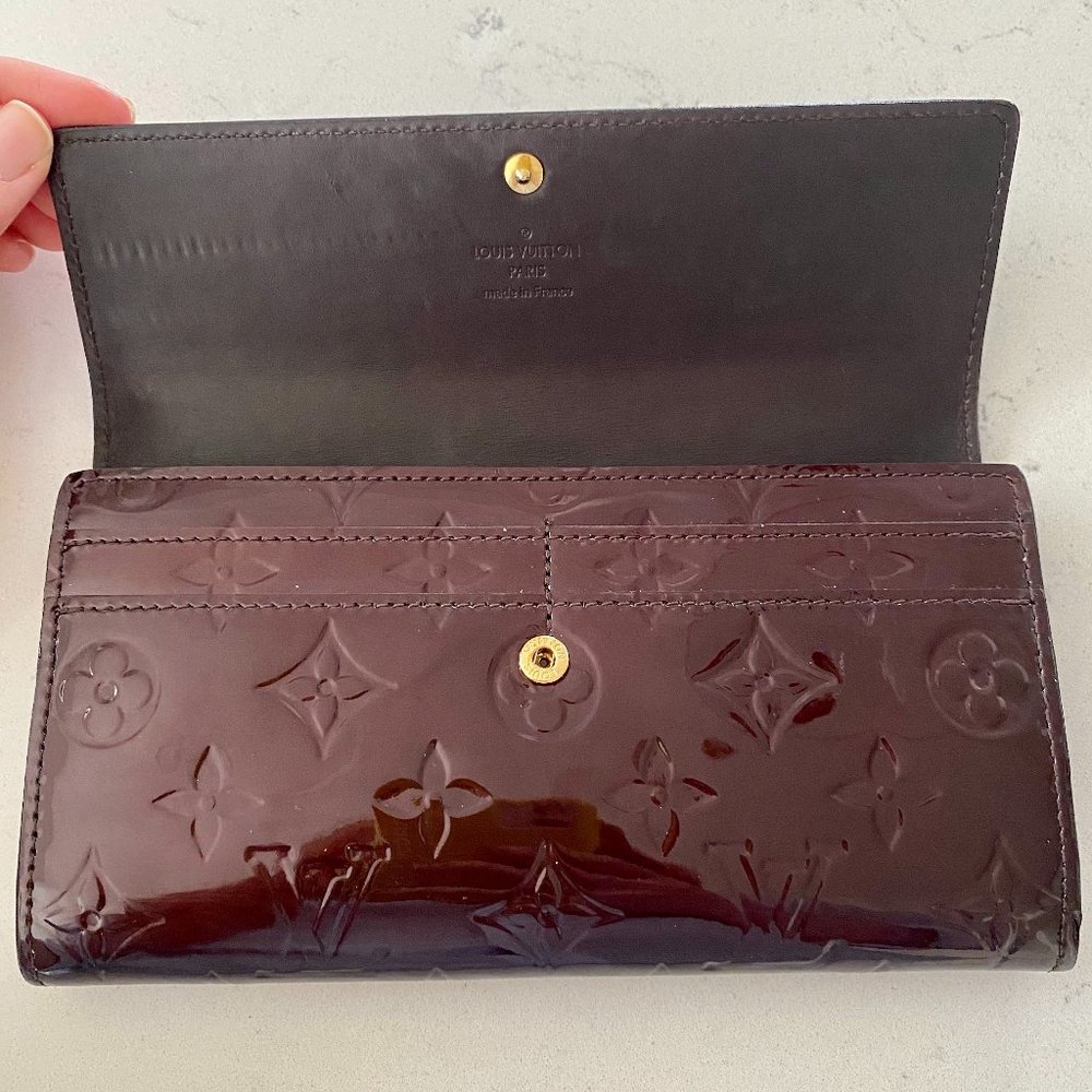 Louis Vuitton Sarah Wallet